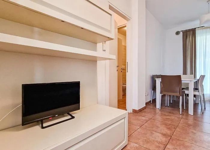 Appartement Lovely Overlooking The Pool In Bibione