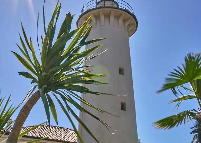 Lovely Overlooking The Pool In アパート ビビオーネ