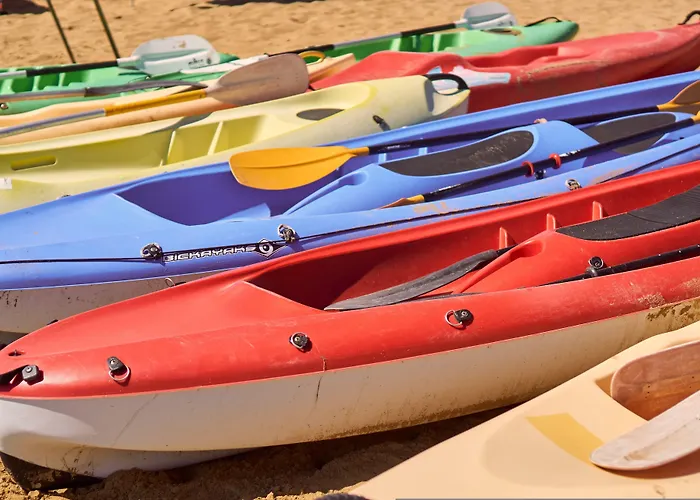 Daire Lovely Overlooking The Pool In